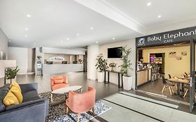 Adina Apartment Hotel Perth Barrack Plaza